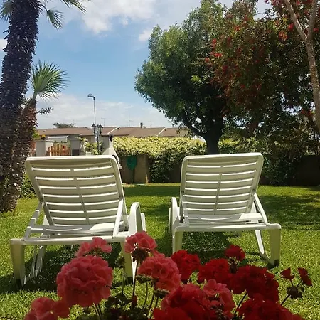 Πανσιόν Happy Days